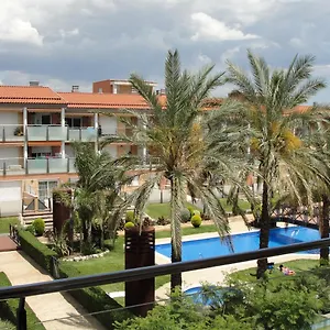 Acogedor Con Piscina En Vilafortuny, Apartamento